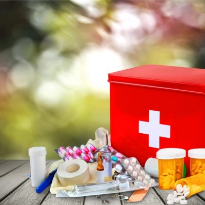 Trusa de prim ajutor – de la teorie la practica