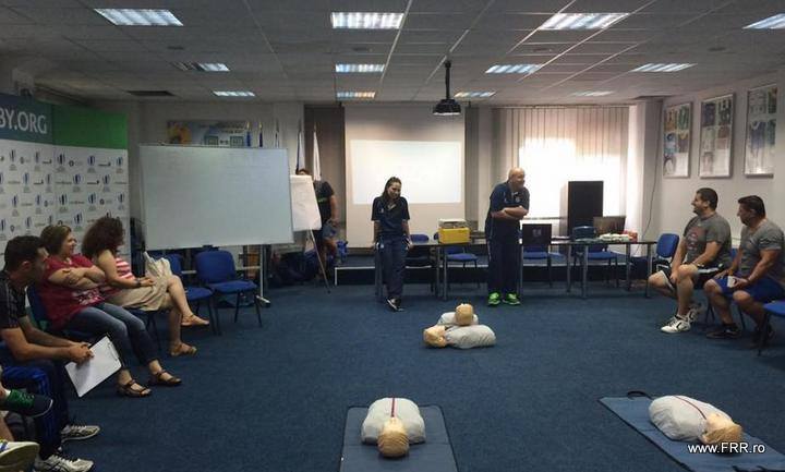 Zece cursuriprim-ajutor Level 1 World Rugby organizate de Federatia Romana de Rugby in 2020